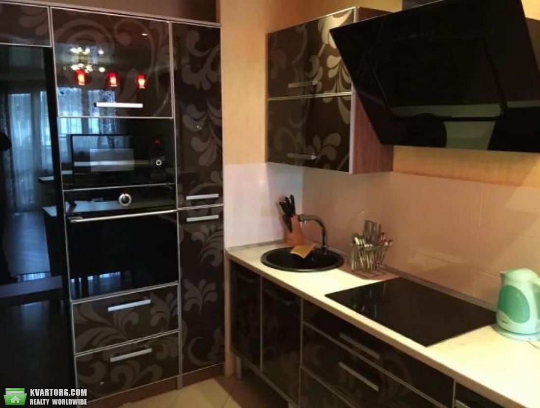 Rent out 2-room apartment. Киев, Голосеевский пр — photo 1