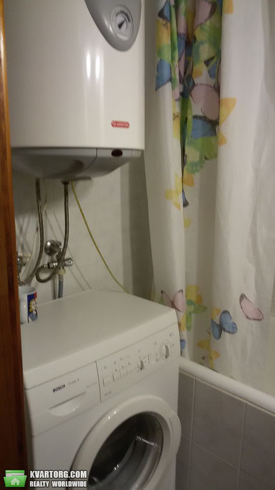 Rent out 3-room apartment. Киев,  Святошинский пер — photo 4