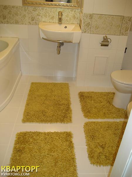 Rent out 2-room apartment. Киев,  Кадетский Гай — photo 5