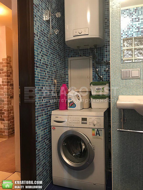 Rent out 4-room apartment. Киев, Амосова — photo 9