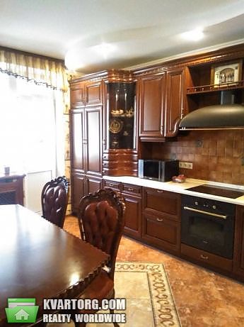 Rent out 3-room apartment. Киев,  Черновола — photo 1