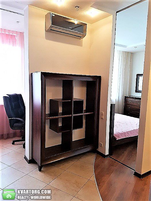 Rent out 2-room apartment. Киев, Героев Сталинграда просп. — photo 7