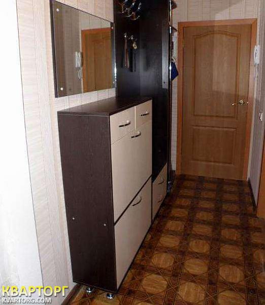 Rent out 2-room apartment. Киев, Грекова — photo 4