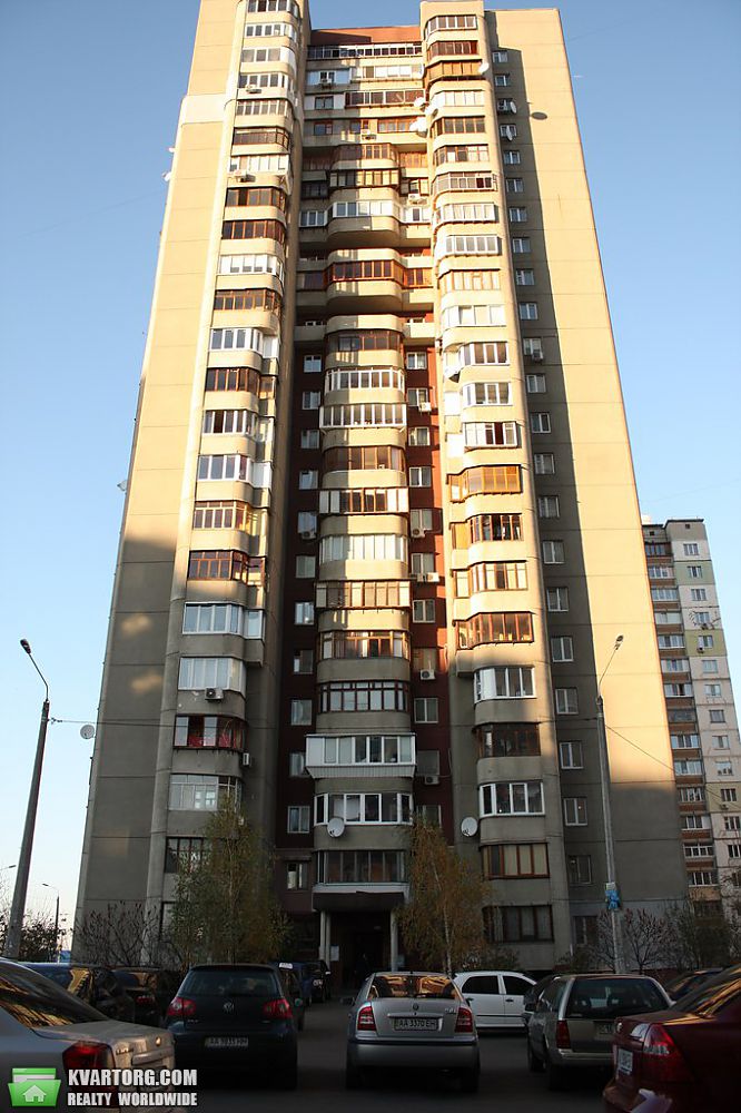Sell 4-room apartment. Киев, Маяковского прспект — photo 1