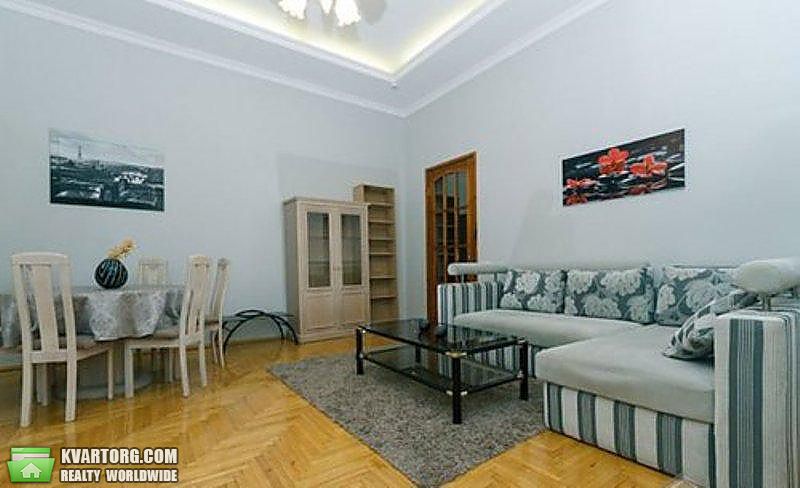 Rent out 3-room apartment. Киев,  Малая Житомирская — photo 1