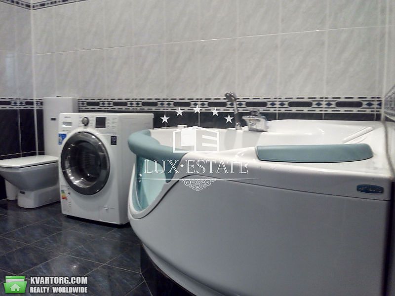 Rent out 5-room apartment. Киев, Майбороды — photo 3