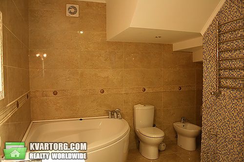 Rent out house. Киев, Франко — photo 6