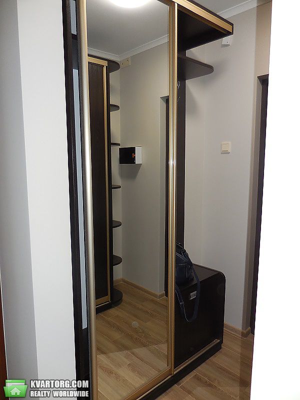 Rent out 1-room apartment. Киев,  Чавдар — photo 4