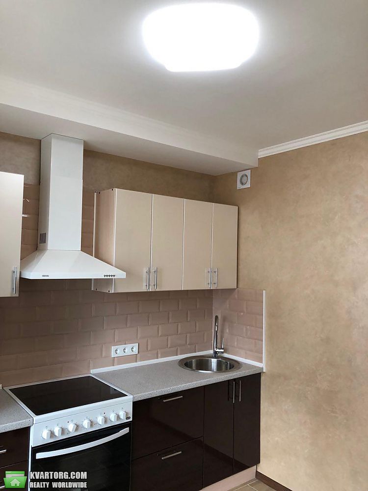 Rent out 1-room apartment. Киев,  Гмыри — photo 2