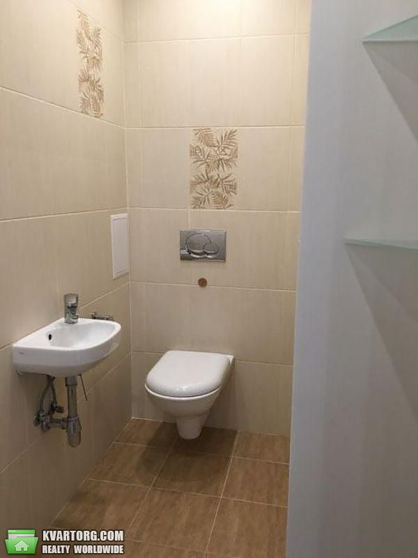Rent out 3-room apartment. Киев,  Луначарского — photo 9
