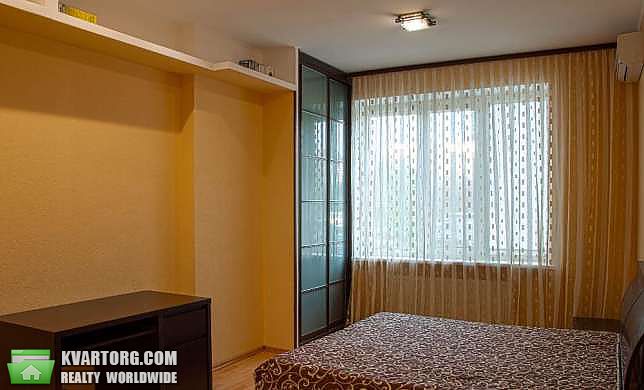 Rent out 2-room apartment. Киев,  Барбюса — photo 2