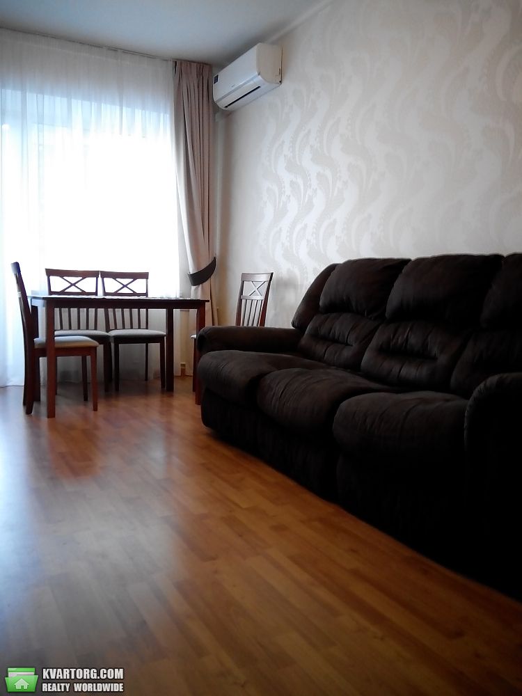 Sell 2-room apartment. Киев,  Ивашкевича — photo 1