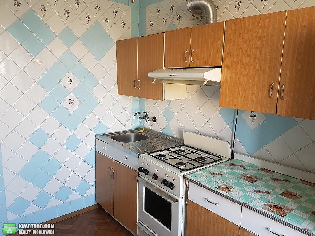Rent out 2-room apartment. Киев,  Фучика — photo 2