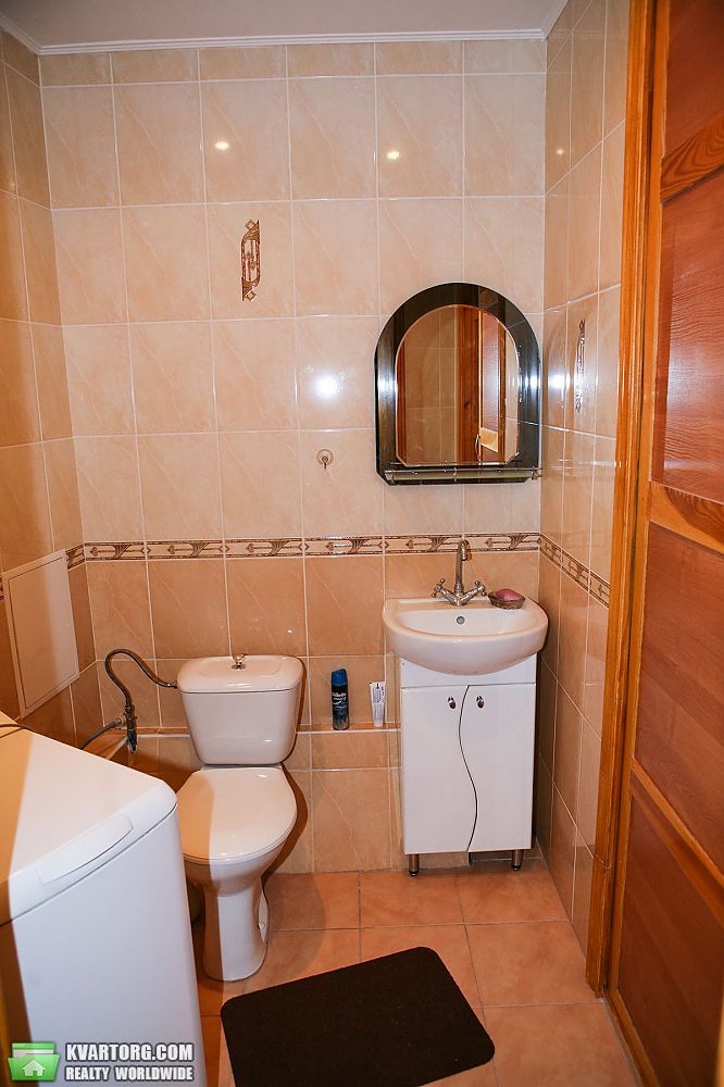 Sell 3-room apartment. Киев,  Урловская — photo 9