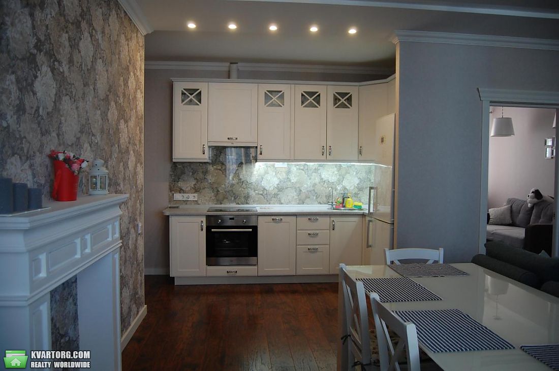Rent out 3-room apartment. Киев,  Кондратюка — photo 4
