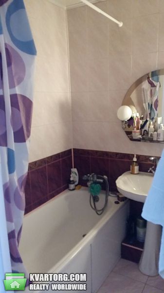 Sell 2-room apartment. Киев,  Приречная — photo 4