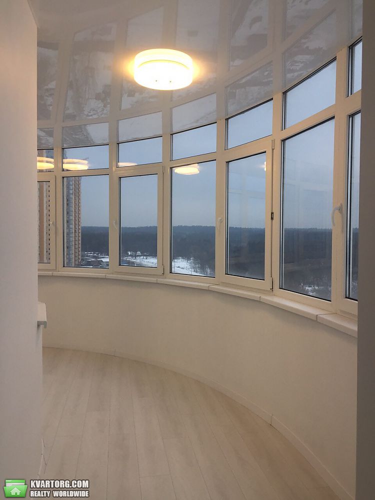 Rent out 2-room apartment. Киев,  Кондратюка — photo 7