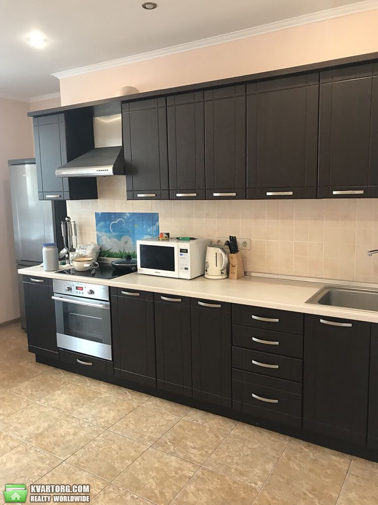 Rent out 1-room apartment. Киев,  Голосеевская — photo 1