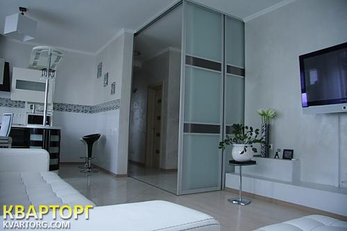 Rent out 3-room apartment. Киев,  Героев Сталинграда пр — photo 4