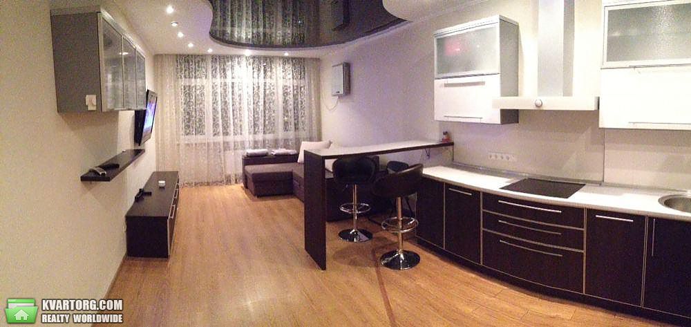 Rent out 2-room apartment. Киев,  Львовская — photo 2