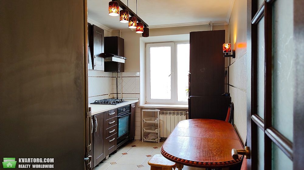 Sell 3-room apartment. Киев,  Пражская — photo 2