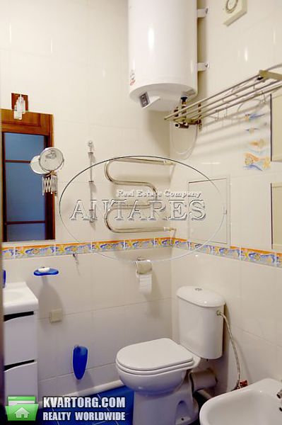 Rent out 3-room apartment. Киев,  Павловская — photo 8