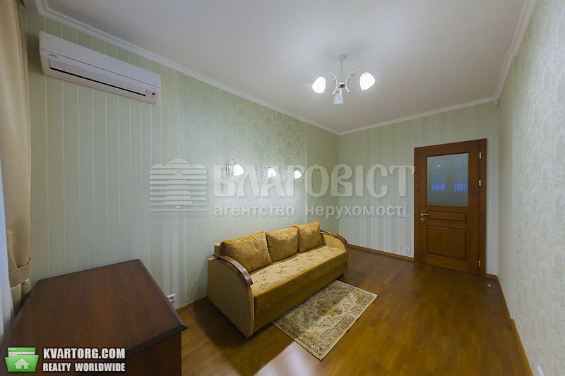 Rent out 2-room apartment. Киев,  Щорса — photo 4