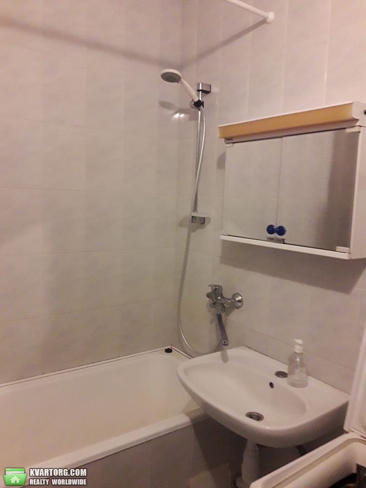 Rent out 3-room apartment. Киев, бульвар Дружбы народов — photo 7