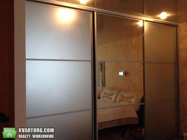 Rent out 1-room apartment. Киев,  Трутенко — photo 3
