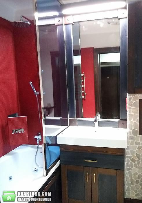 Rent out 2-room apartment. Киев,  Леси Украинки бул — photo 9