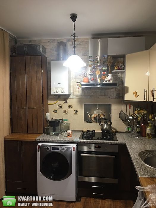 Sell 1-room apartment. Киев,  Автозаводская — photo 2