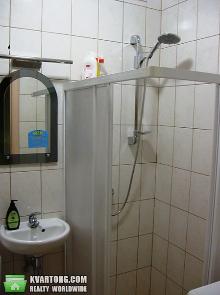 Rent out 2-room apartment. Киев, Гагарина пр — photo 2