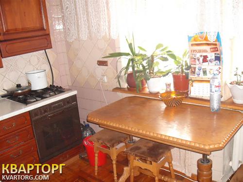 Rent out 3-room apartment. Киев, Коминтерна — photo 1