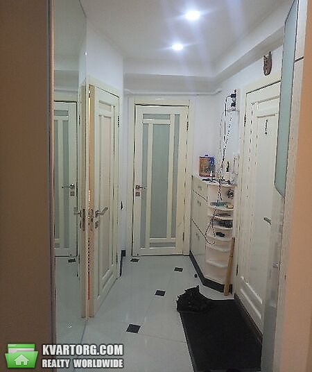 Sell 2-room apartment. Киев,  Курнатовского — photo 4