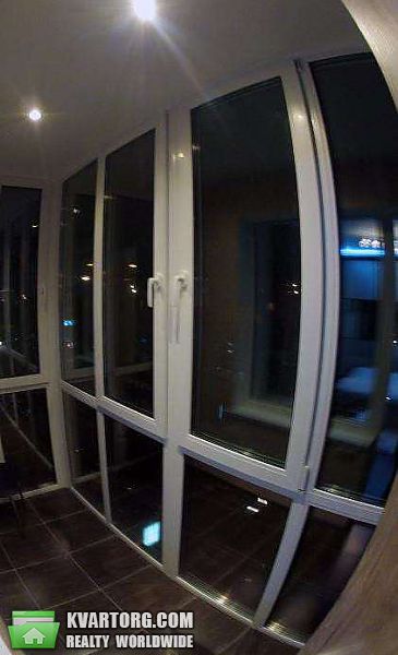 Rent out 2-room apartment. Киев, Леси Украинки бул — photo 10