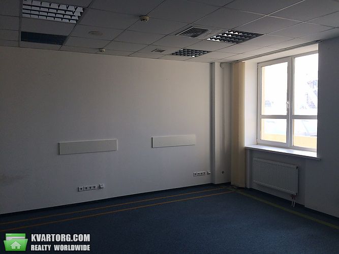 Rent out office. Киев,  метро "Дворец спорта" — photo 3