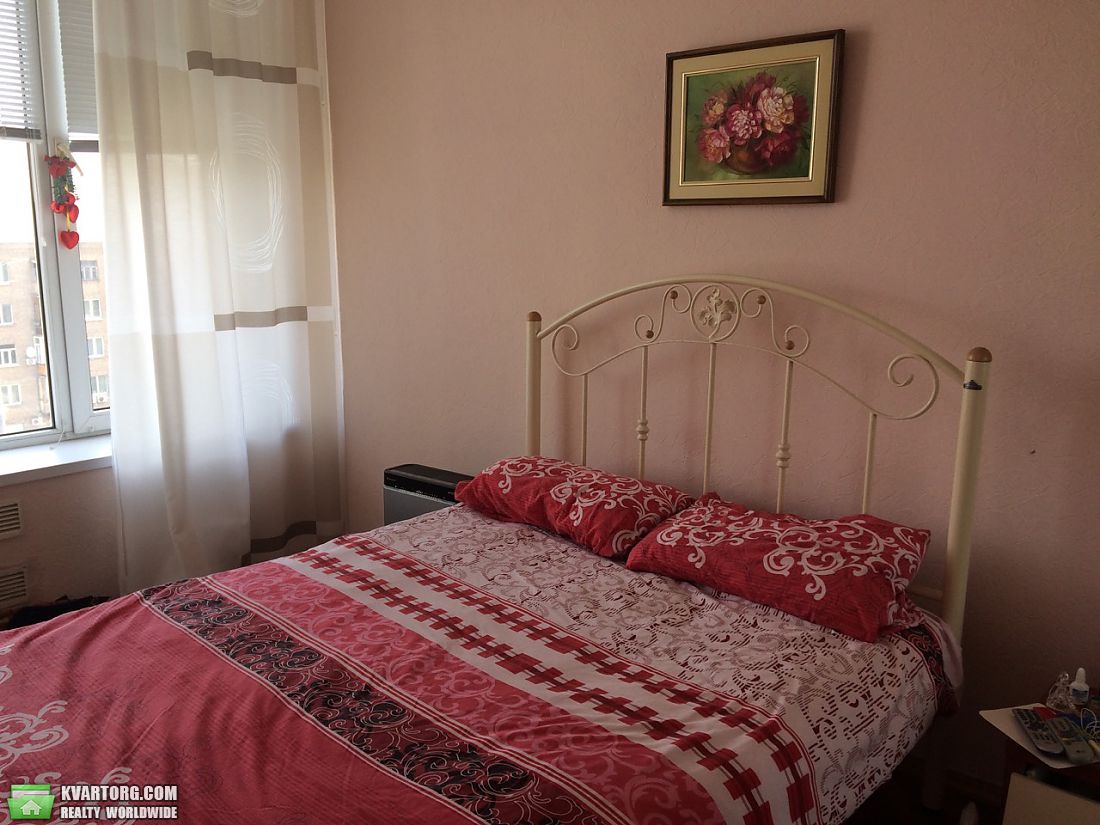 Rent out 2-room apartment. Киев,  Леси Украинки бул — photo 3