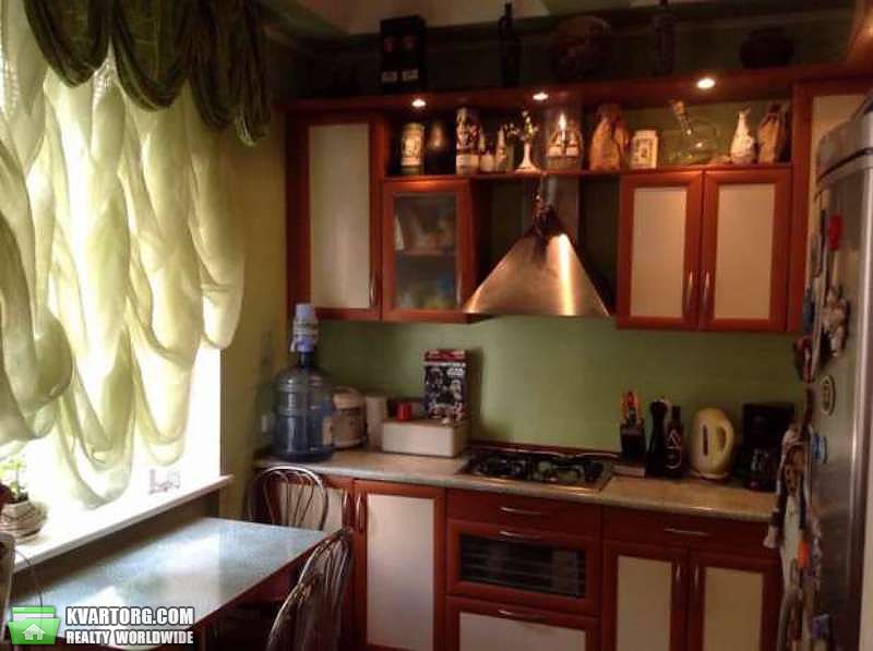 Sell 2-room apartment. Киев,  Первомайского — photo 5