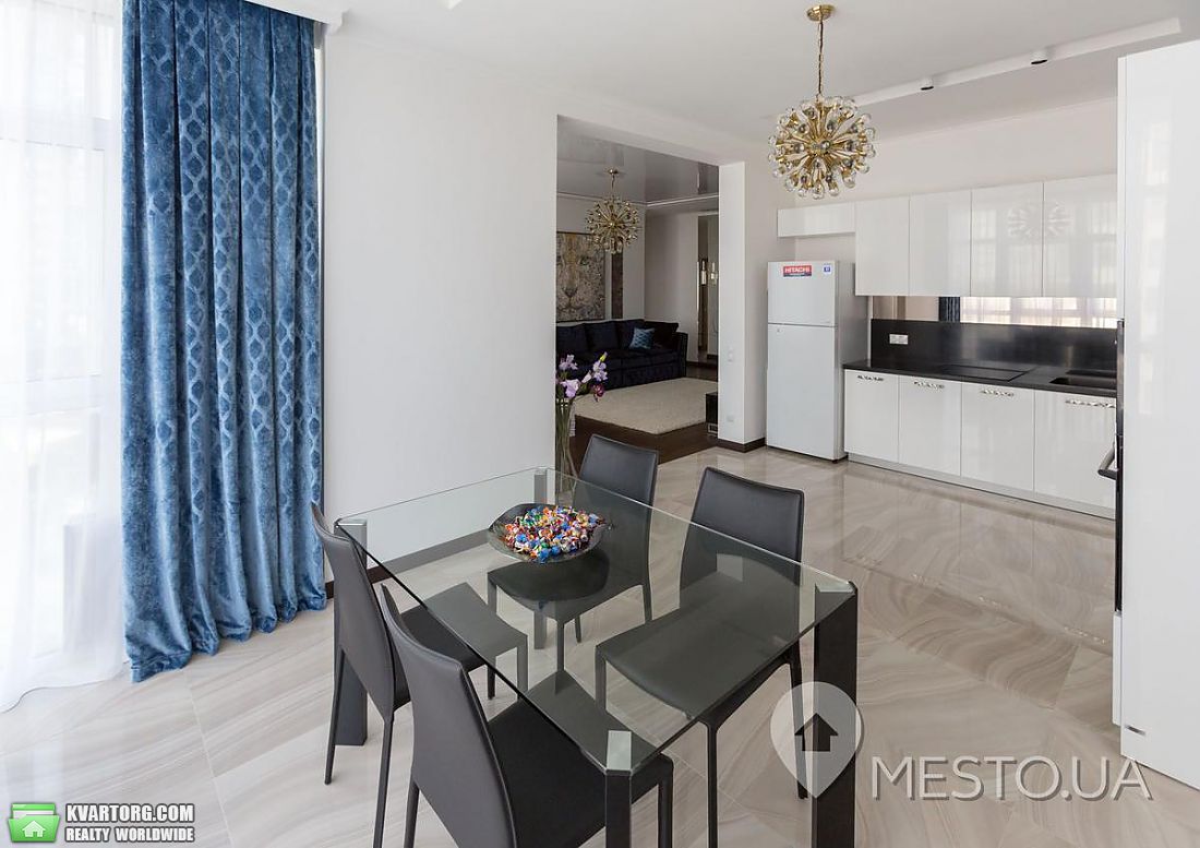 Sell 3-room apartment. Киев,  Драгомирова — photo 2