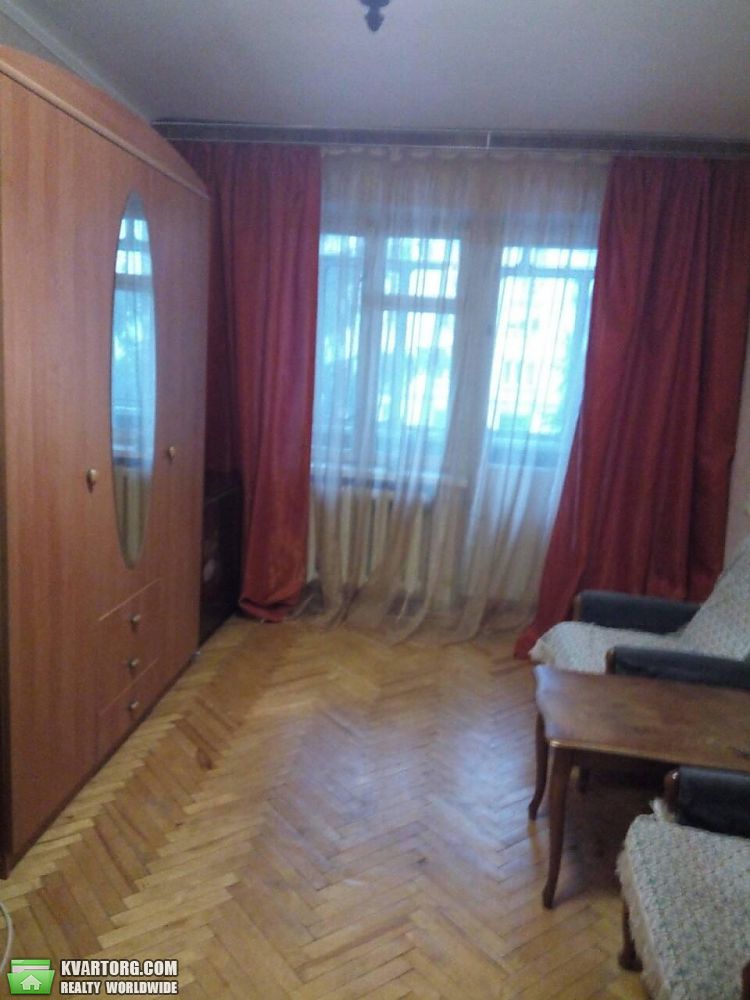 Sell 1-room apartment. Киев,  Смелянская — photo 1