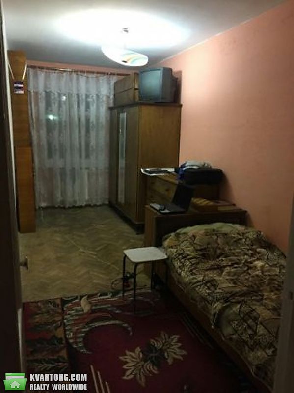 Sell 3-room apartment. Киев,  Черняховского — photo 2