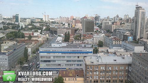 Sell 2-room apartment. Киев, Жилянская — photo 1