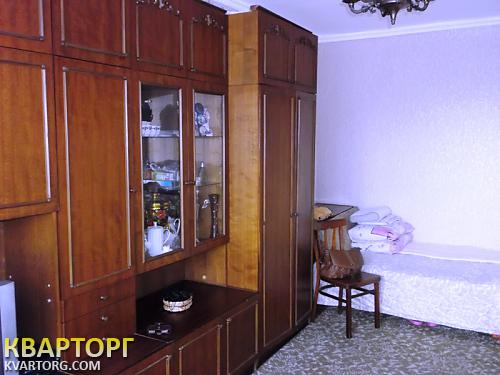 Rent out 1-room apartment. Киев, Рижская ул. — photo 2