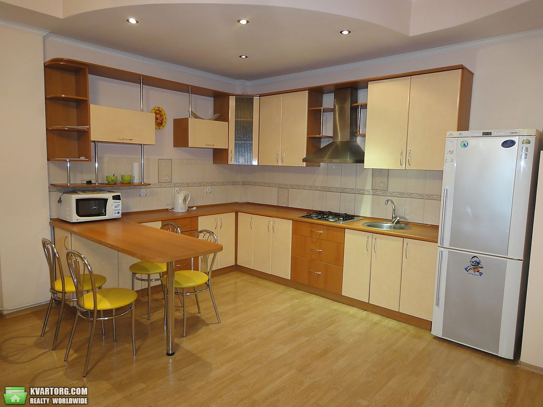 Rent out 2-room apartment. Одесса, Люстдорфская дорога — photo 2