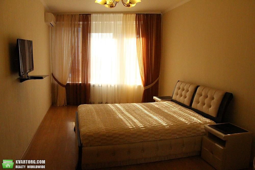 Sell 2-room apartment. Киев,  Днепровская наб — photo 3