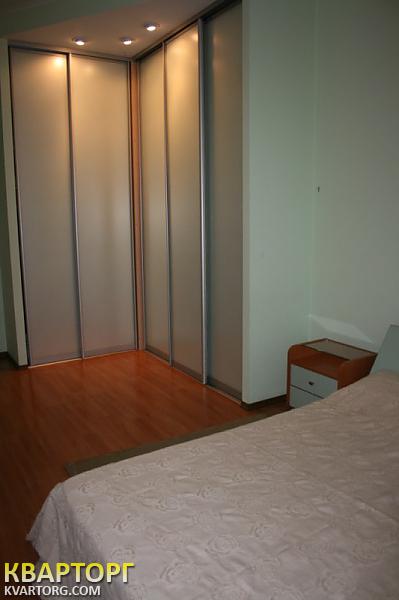 Rent out 3-room apartment. Киев,  Антоновича — photo 2