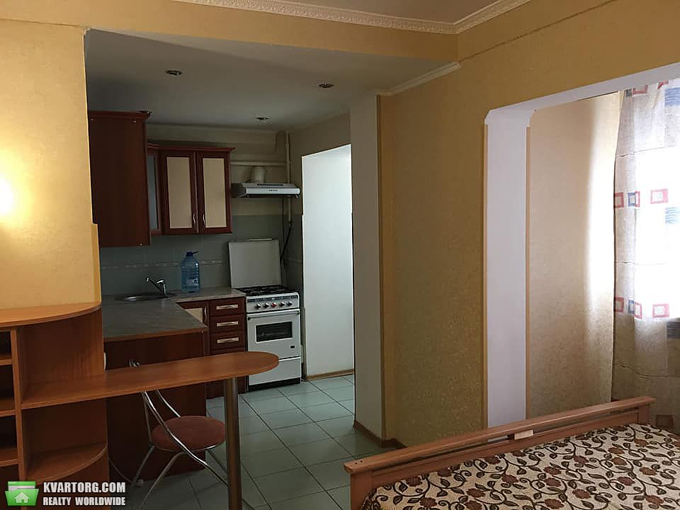 Rent out 1-room apartment. Киев,  Картвелишвили — photo 5