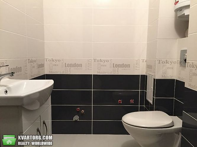 Rent out 2-room apartment. Киев,  Гарматная — photo 8