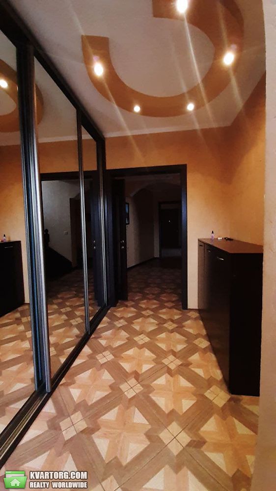Rent out house. Киев,  Бажана — photo 5