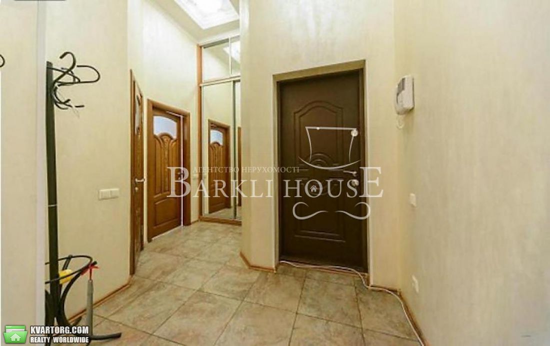 Rent out 3-room apartment. Киев,  Малая Житомирская — photo 10